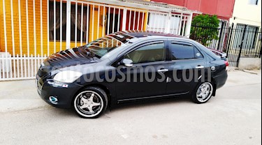 Foto venta Auto Usado Toyota Yaris 1.5 GLi Ac (2013) color Negro Grafito precio $5.900.000