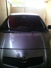 Foto venta carro usado Toyota Yaris Sol Auto. (2007) color Gris Plata precio u$s3.000