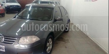 Foto venta Auto usado Volkswagen Bora 2.0 Trendline (2011) color Gris Oscuro precio $260.000