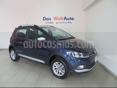 Foto venta Auto Seminuevo Volkswagen CrossFox 1.6L (2016) color Azul Noche precio $169,995