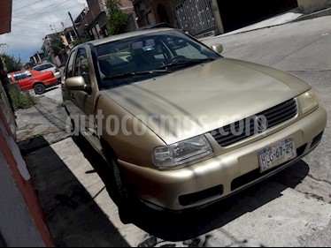 Foto venta Auto usado Volkswagen Derby Trendline 1.8L (2003) color Oro precio $30,000