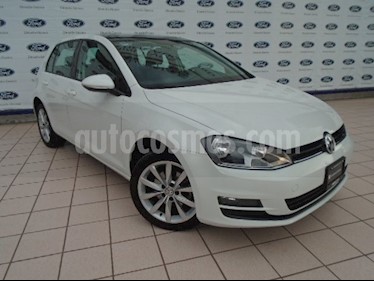 Foto venta Auto Seminuevo Volkswagen Golf Comfortline 2.0L (2017) color Blanco precio $260,000