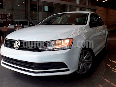 Foto venta Auto Seminuevo Volkswagen Jetta 2.0 (2016) color Blanco precio $195,000