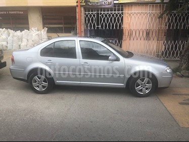 foto Volkswagen Jetta 2.0L Comfortline Aut usado (2008) color Plata Reflex precio $25.000.000