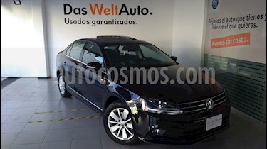 Foto venta Auto Seminuevo Volkswagen Jetta Comfortline (2017) color Negro precio $275,000