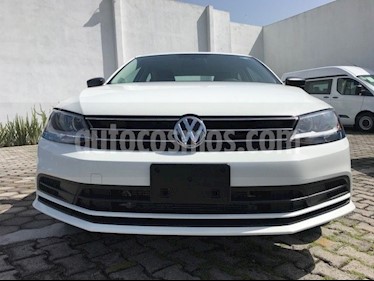 Foto venta Auto Usado Volkswagen Jetta Europa 2.0 Ac Aut (2018) color Blanco precio $249,999