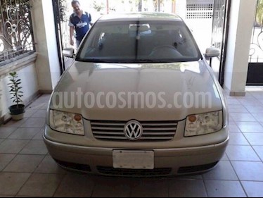 Foto venta Auto Seminuevo Volkswagen Jetta Europa 2.0 (2005) color Gris Plata precio $56,000
