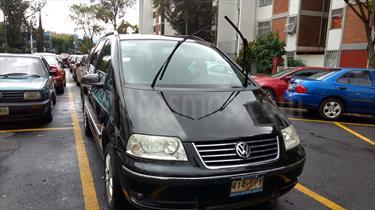 Foto venta Auto Seminuevo Volkswagen Sharan 1.8L Comfortline (2006) color Negro Zafiro precio $87,000