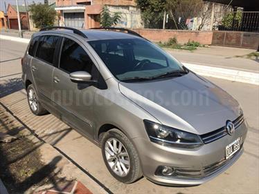 foto Volkswagen Suran 1.6 Highline usado (2015) color Beige Arena precio $360.000