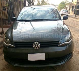 foto Volkswagen Voyage 1.6 Highline usado (2014) color Gris Cuarzo precio $280.000