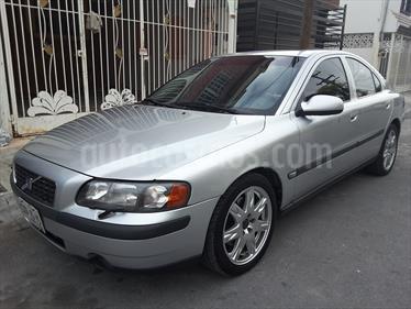 Foto venta Auto Seminuevo Volvo S60 2.3L T5 (2002) color Plata precio $56,000