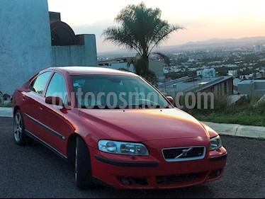 Foto venta Auto usado Volvo S60 2.5L R (2004) color Rojo Pasion precio $85,000