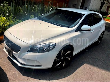 Foto venta Auto usado Volvo V40 First Edition T3 (2015) color Blanco Sueco precio $230,000