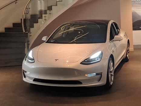 Schat dorp verrader El Tesla Model 3 2019 ya está aquí | Revolution MX y LATAM