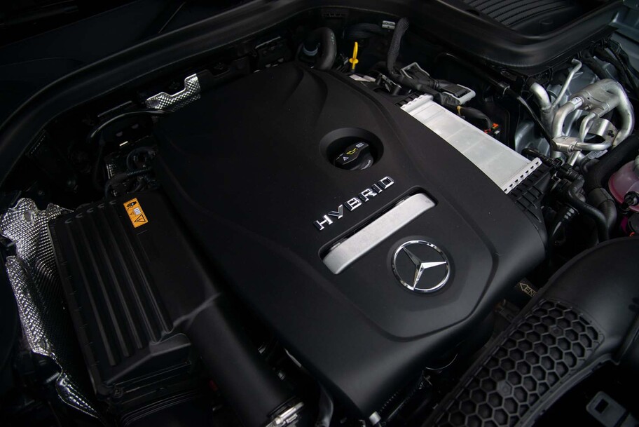 Mercedes Benz Glc 300 E Coupe 21 A Prueba La Cara Individualista Y Eficiente De La Suv De Lujo