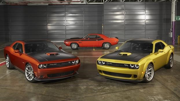 Dodge Challenger 50th Anniversary Celebrando 5 Decadas De Quemar Llantas