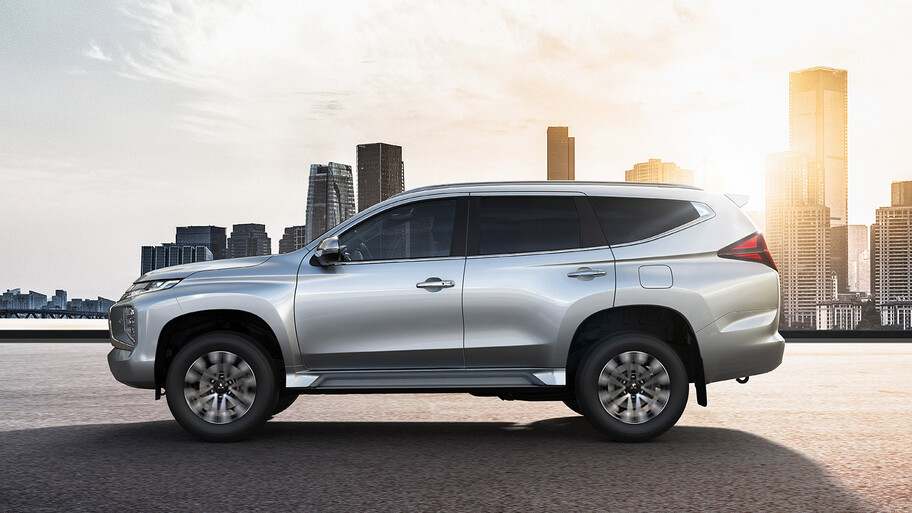 Mitsubishi montero sport 2021